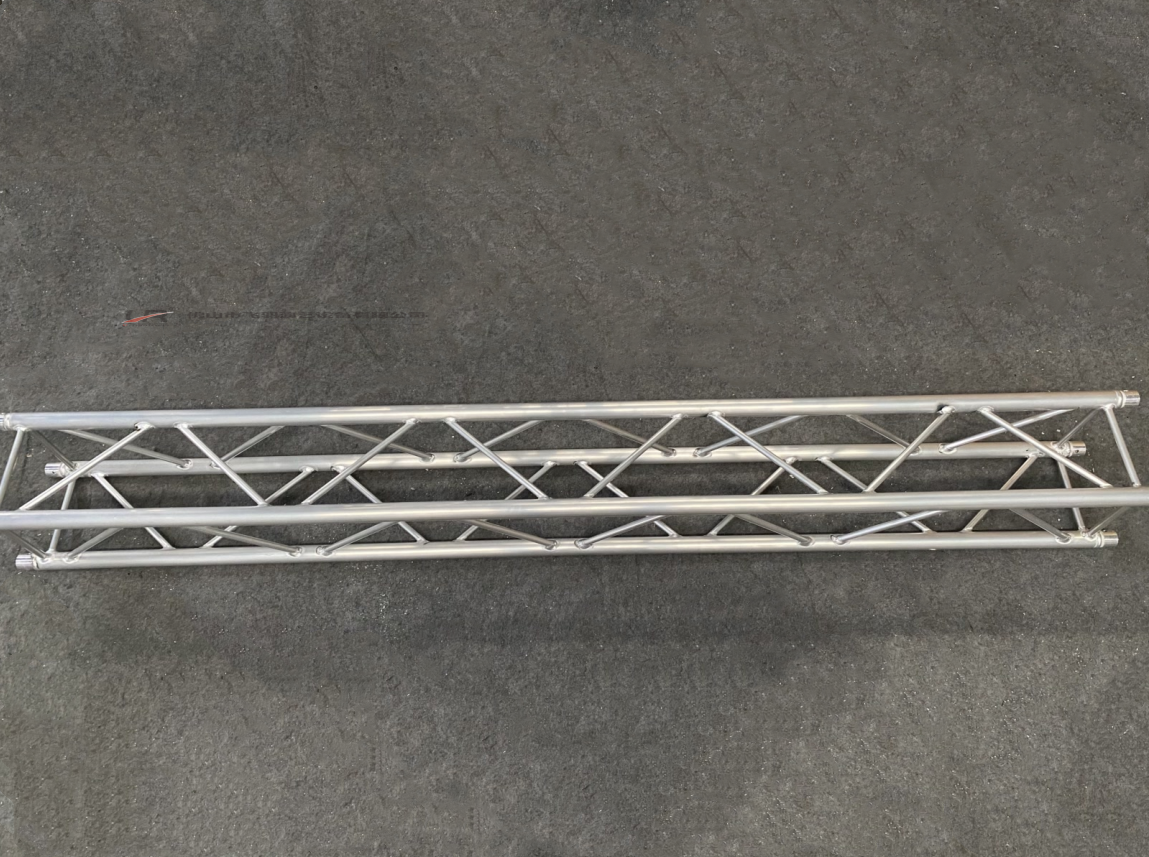 Square Truss UR-QSC220