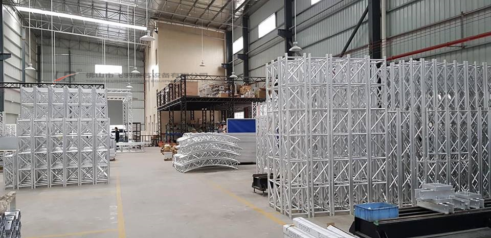 Heavy Square Truss UR-QDC290