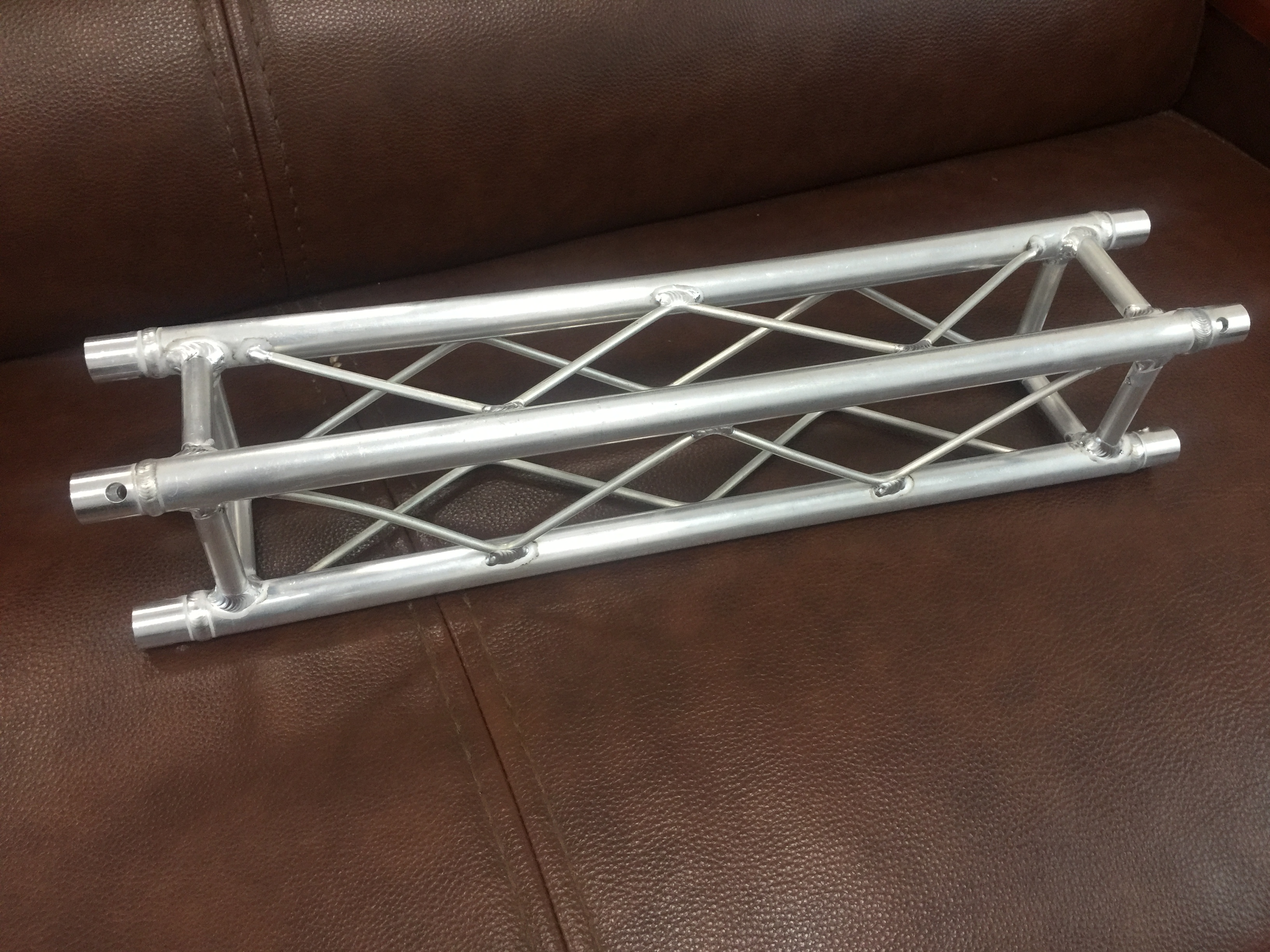Square truss     UR-QSC100